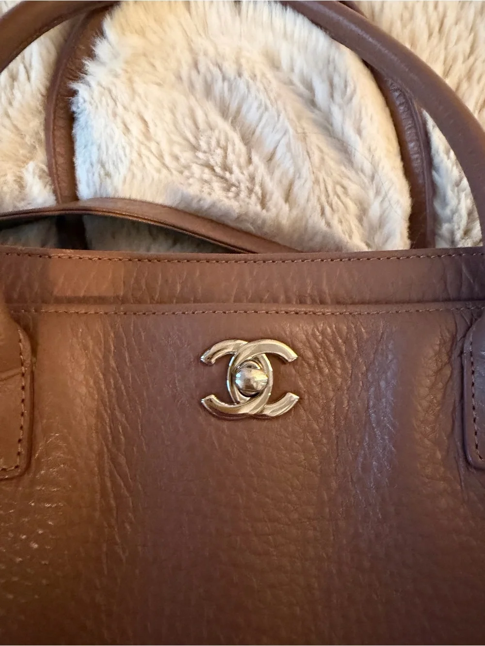 CHANEL Cerf Medium Executive Tote in Rosy Mauve Taupe Pebbled Leather (2013)